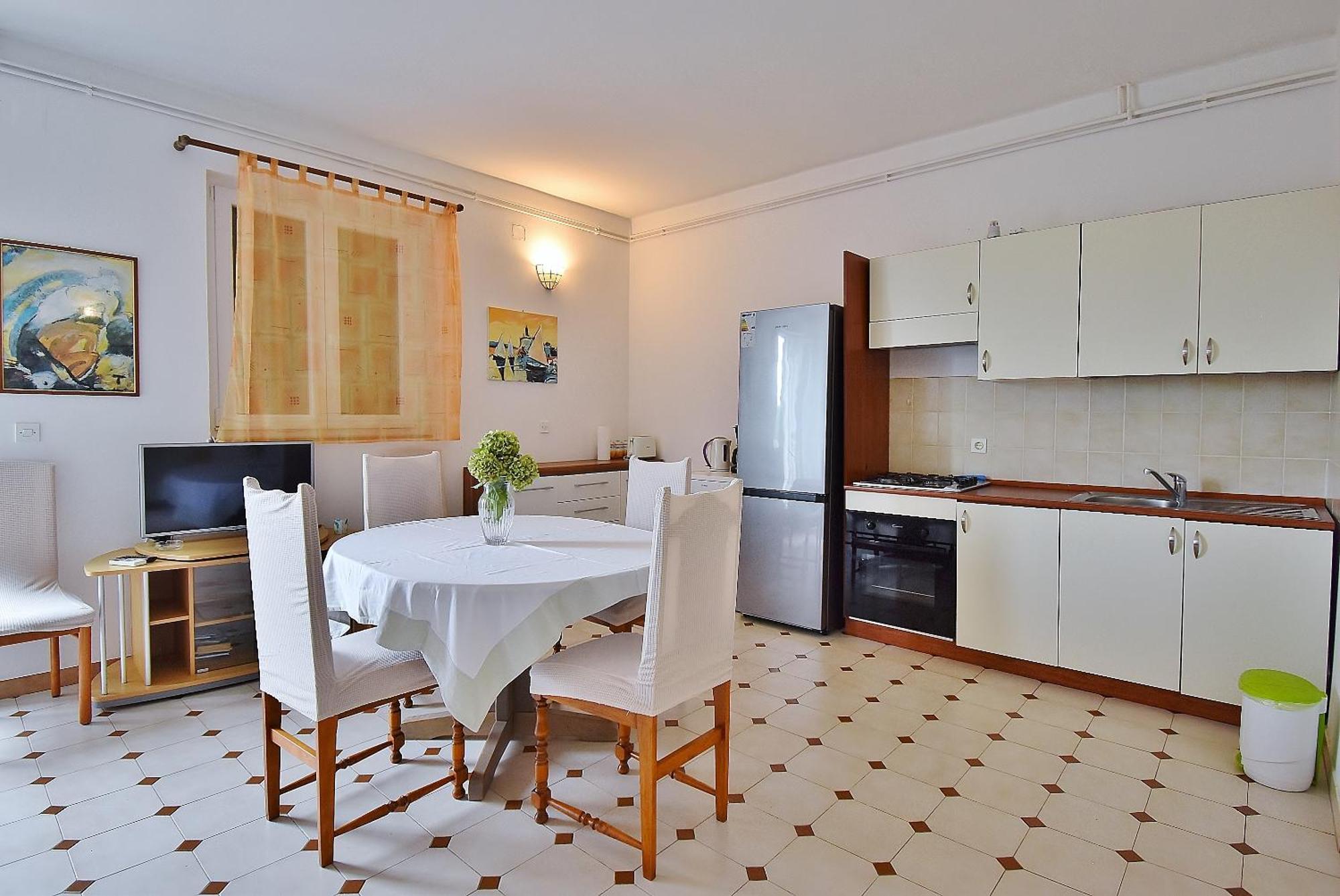 Lucija Apartment Kampor Exterior photo