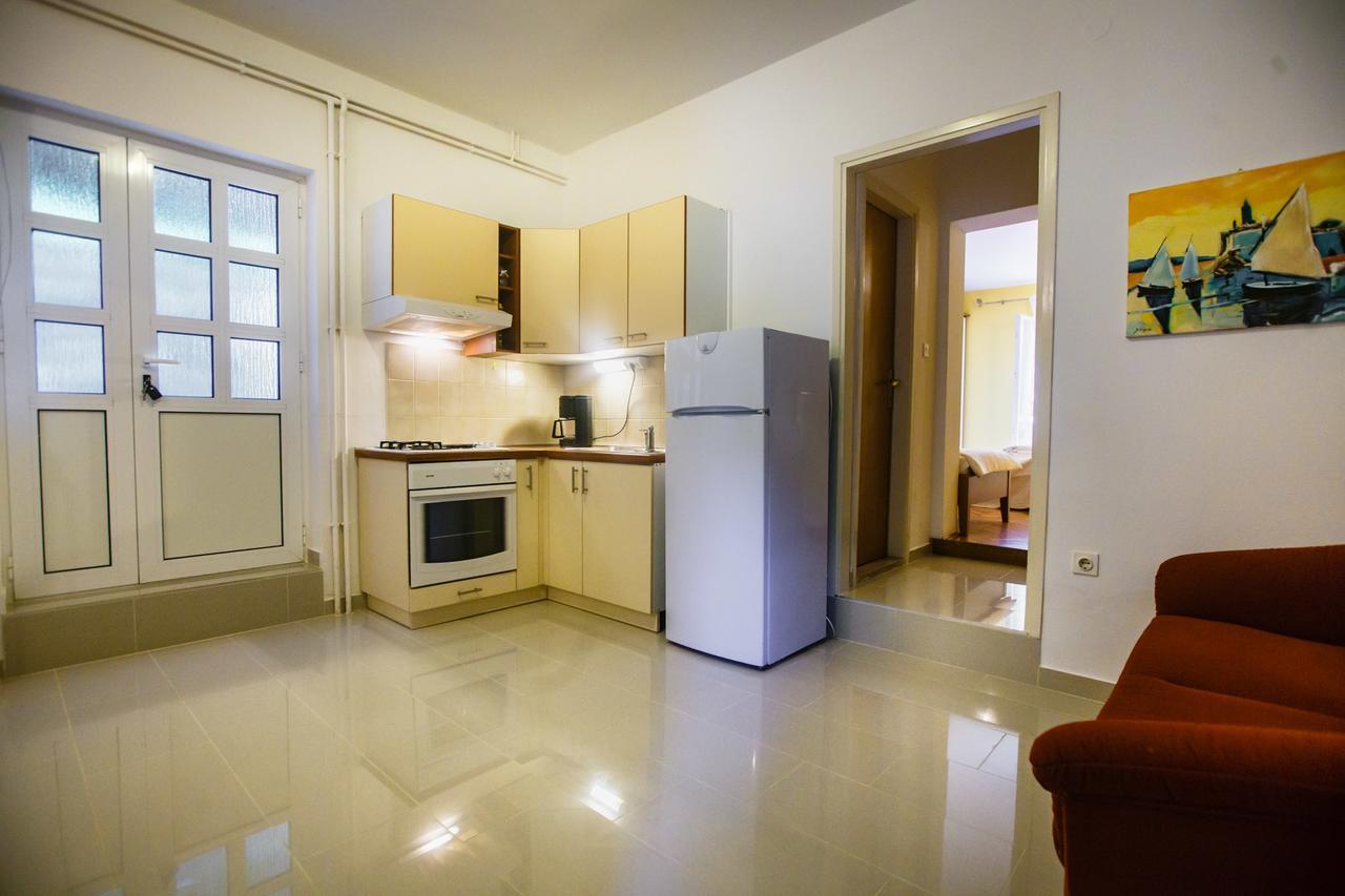 Lucija Apartment Kampor Exterior photo